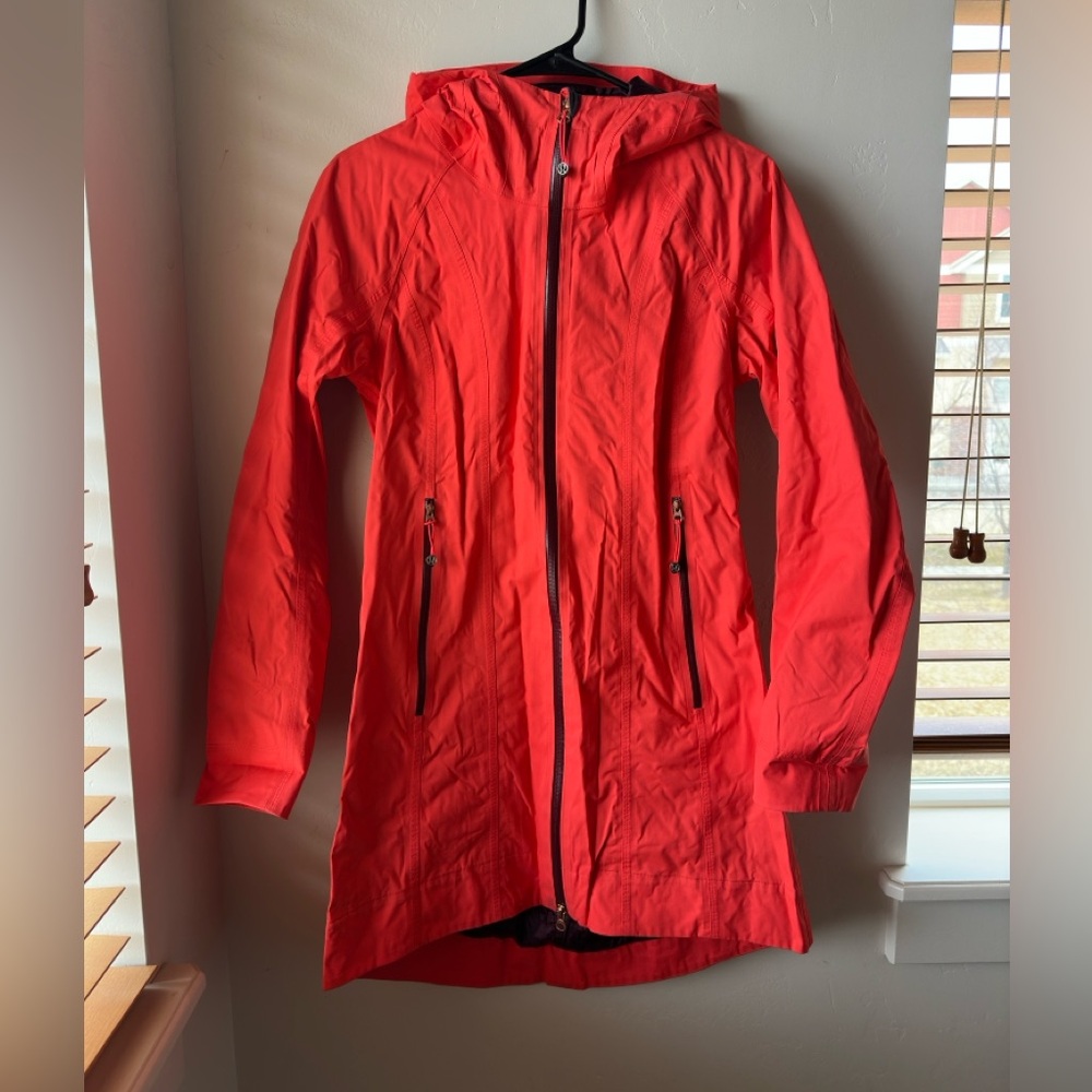 Vintage Lululemon Rain Jacket 4